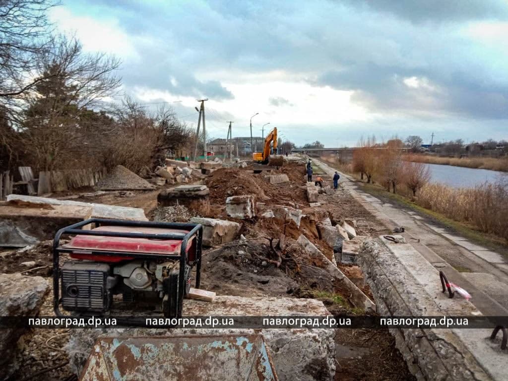 Что происходит на дамбе реки Волчья в Павлограде (ФОТО) | Незалежний портал  Павлоград.dp.ua